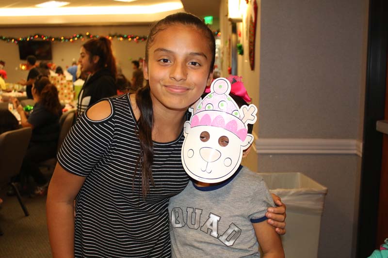 2 kids with face decoration